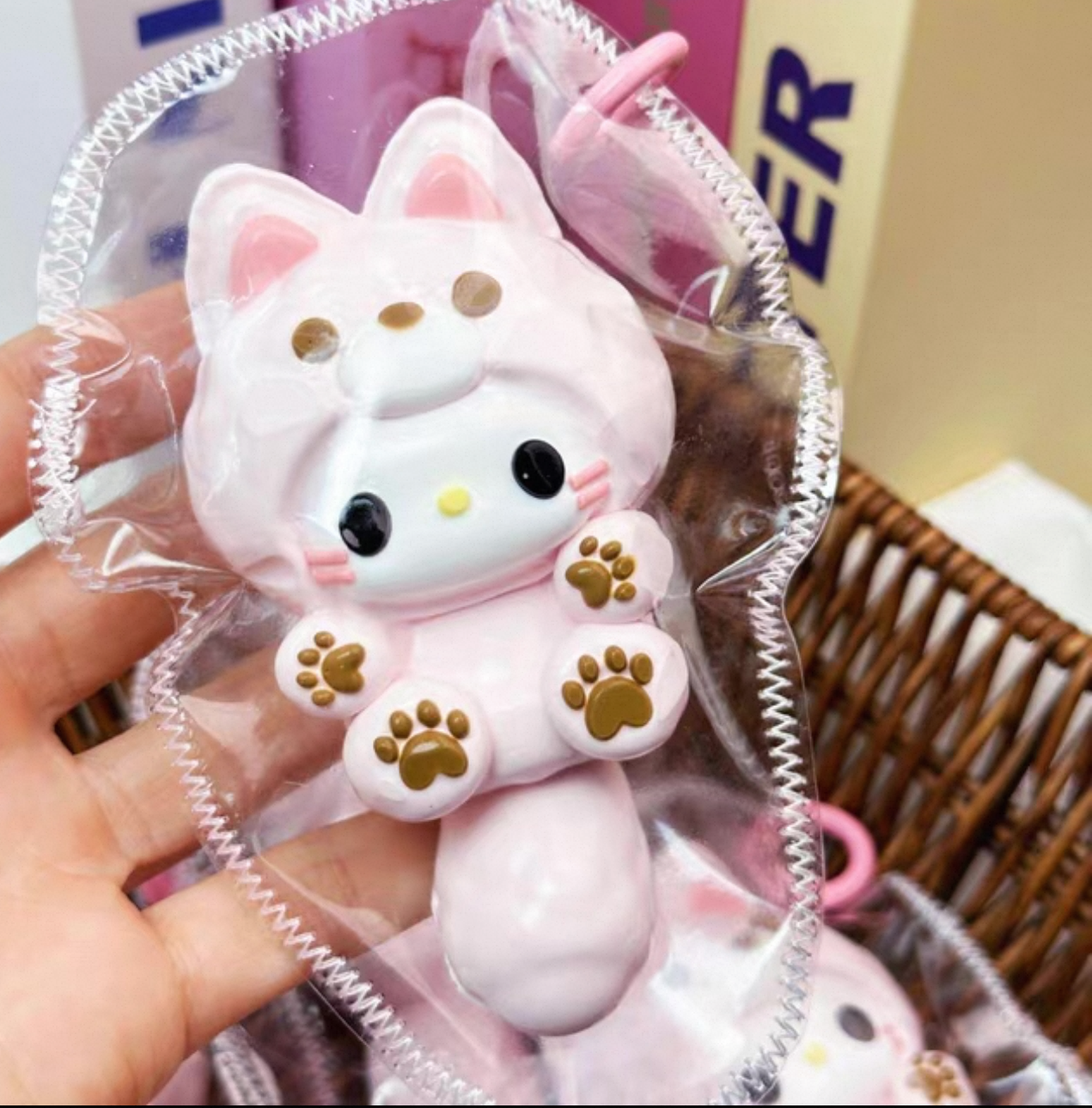 Sanrio Hello Kitty Squishy